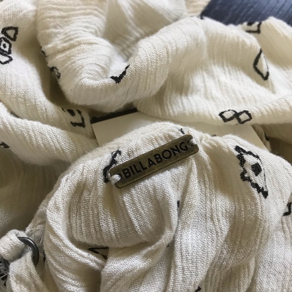 BILLABONG TANK - Picture 3 of 3